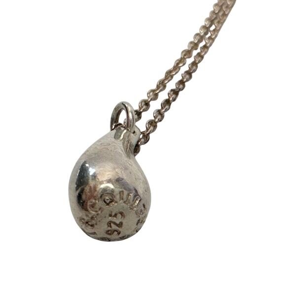 Tiffany & Co Elsa Peretti Small Teardrop Pendant Necklace Sterling Silver 16.5" - Picture 6 of 10